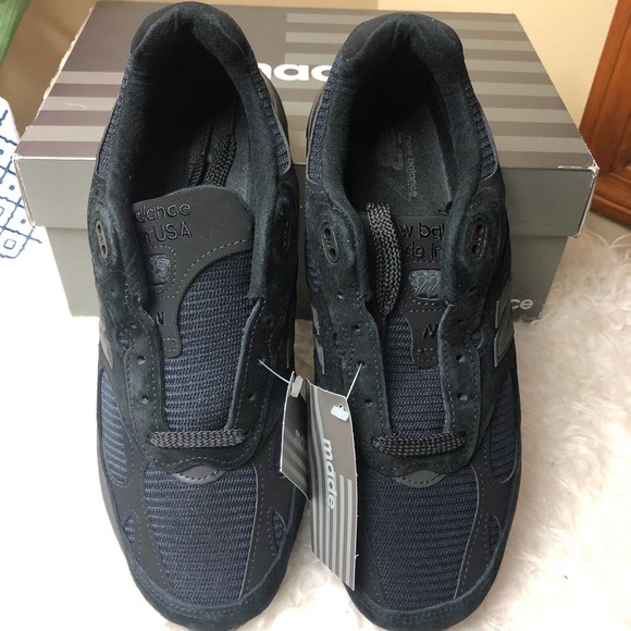 NEW BALANCE 993 Men's Sneaker In Triple Black MR993TB - Picture 3 of 8